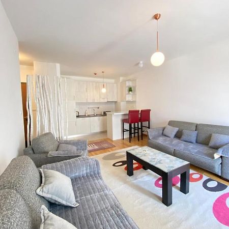Apartman Vesna City 2. Pg 포드고리차 외부 사진
